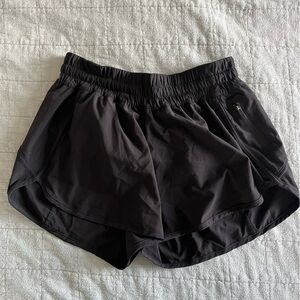 Lululemon Tracker Shorts 4”